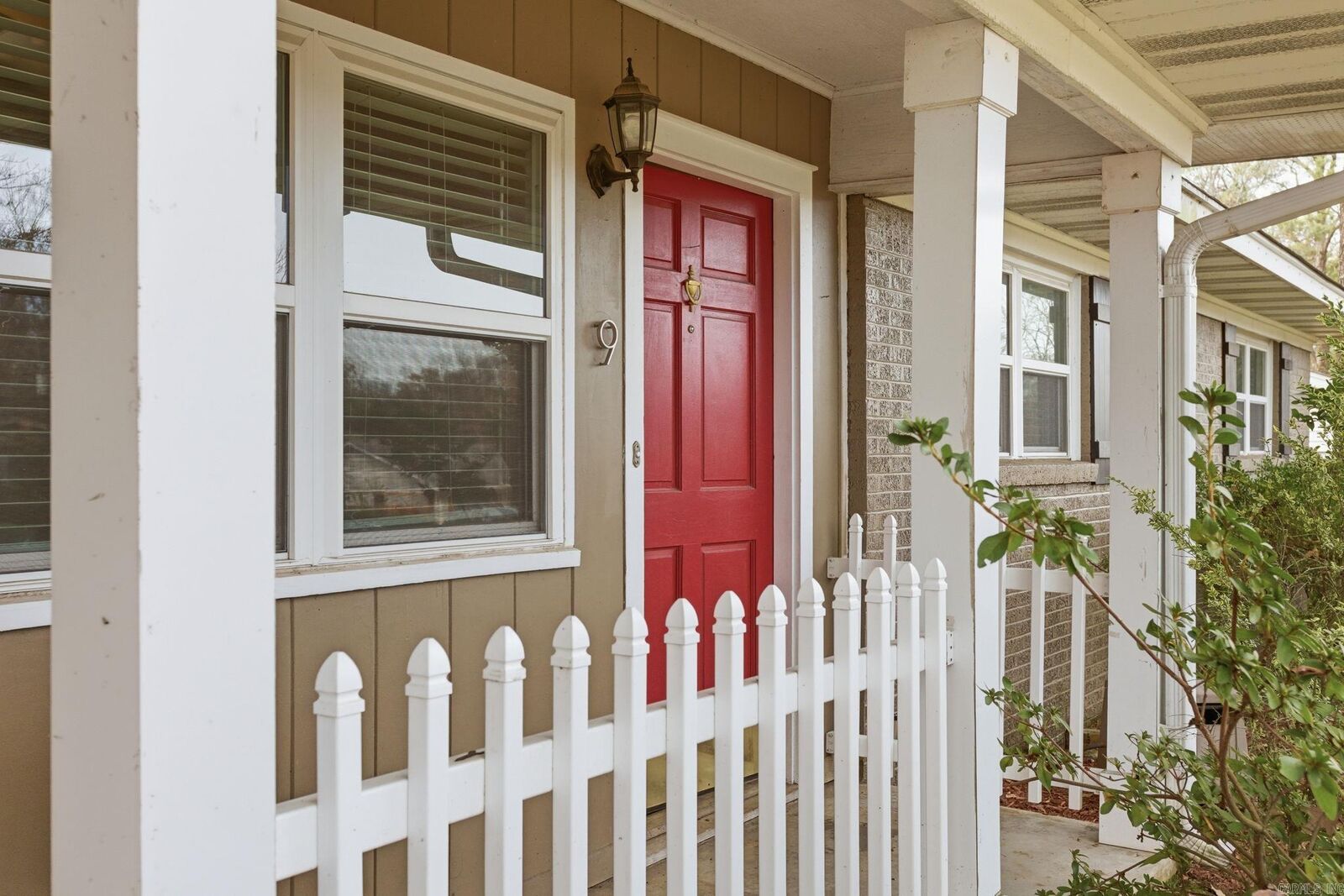 Property Photo:  9 Brickton Place  AR 72205 