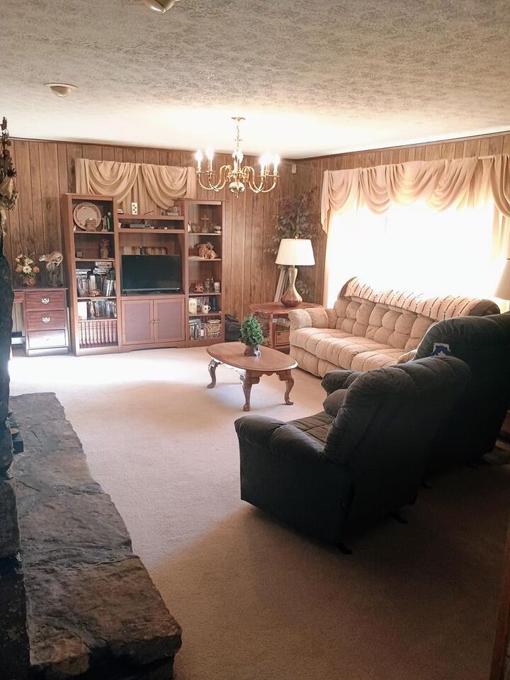 Property Photo:  1311 Oakview Drive  GA 30721 