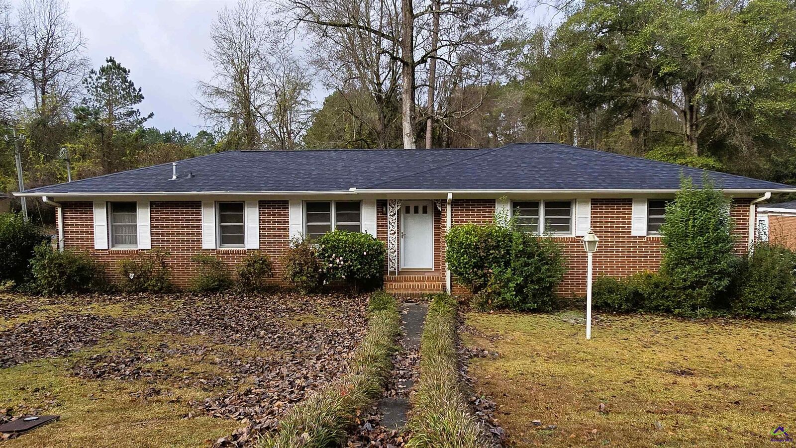 Property Photo:  4035 Meadowbrook Drive  GA 31204 