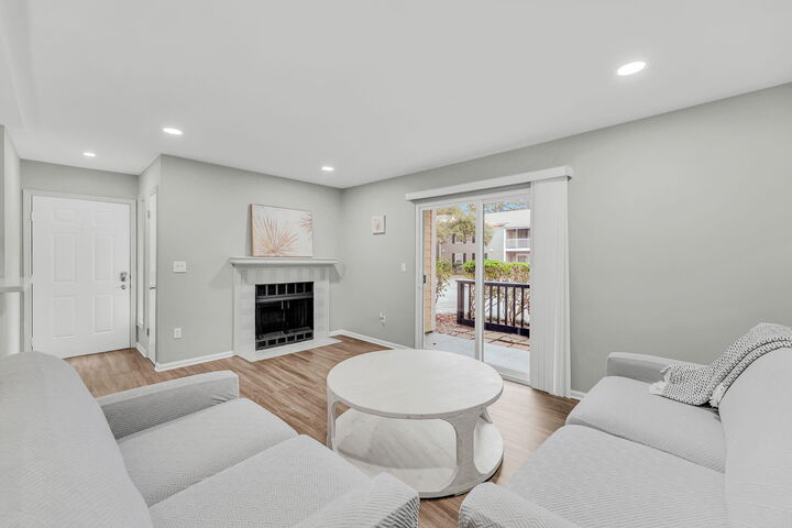 Property Photo: 1054 Anna Knapp Boulevard # 4A SC 29464