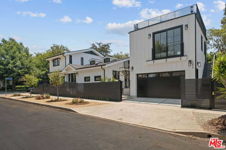 Property Photo:  12672 Stanwood Dr  CA 90066 