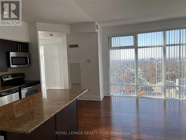 Property Photo:  2191 Yonge Street 3708  ON M4S 3H8 