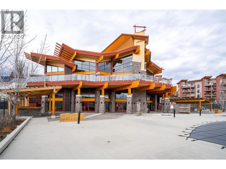 Property Photo:  3205 Skyview Lane 405  BC V4T 1S4 