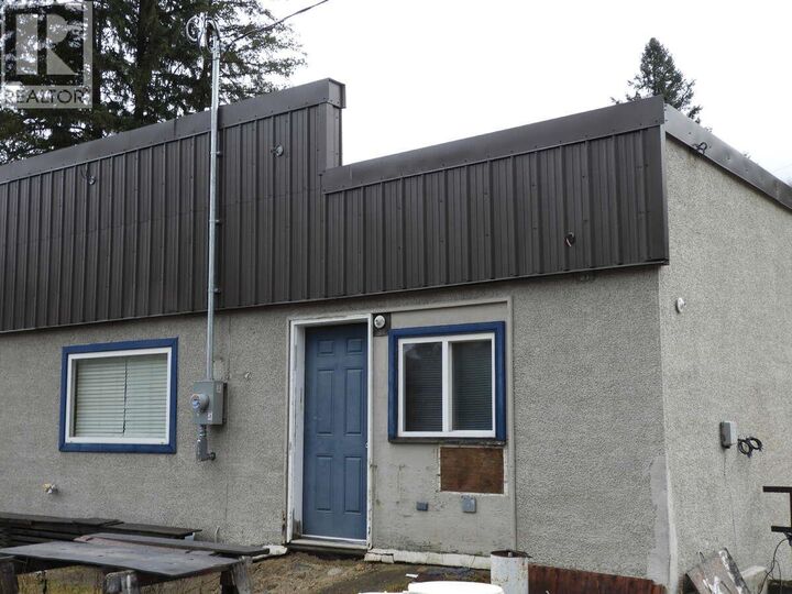 Property Photo: 6904 Highway 6 Other BC V0G 2J0