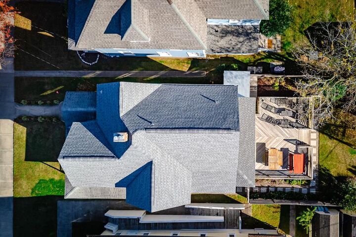 Property Photo: 506 Tazewell Ave VA 23310