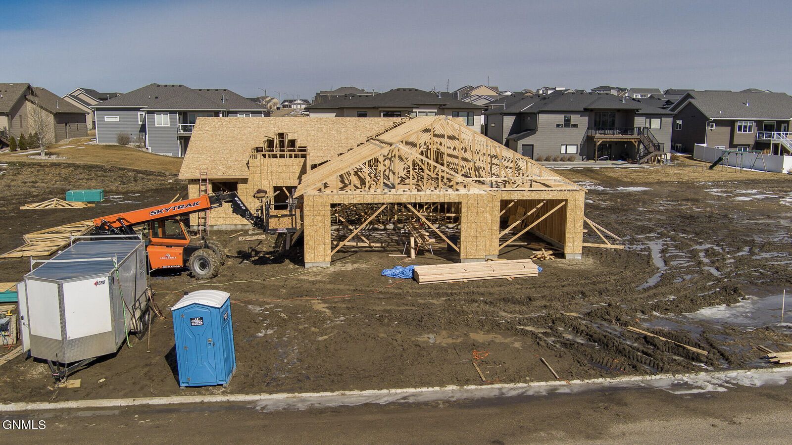 Property Photo:  4420 Marsh Hawk Drive  ND 58503 