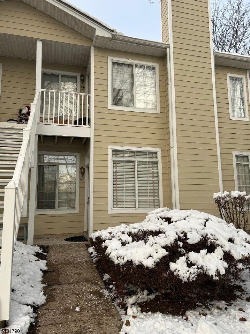 Property Photo:  65 Wentworth Road  NJ 07921 