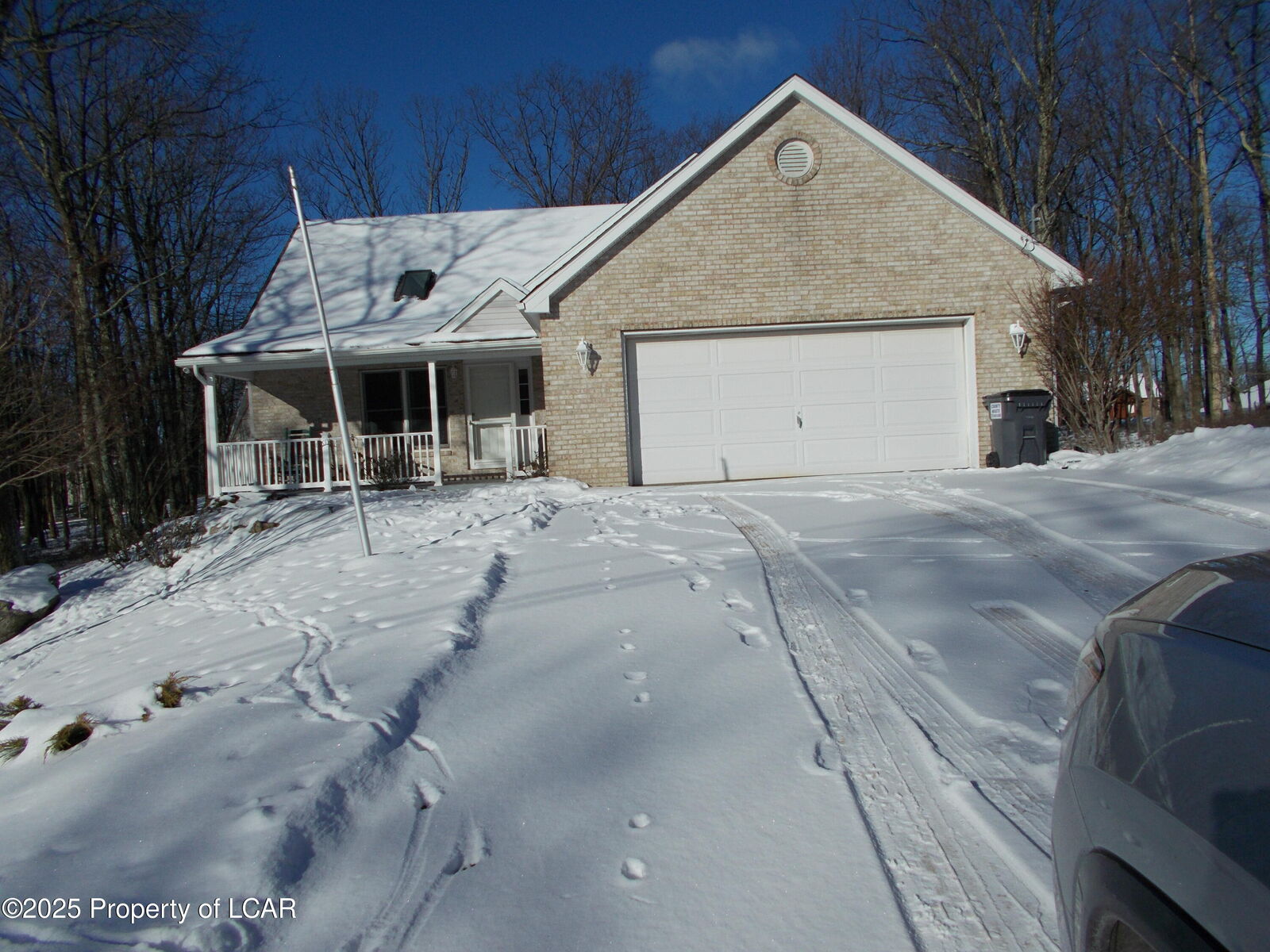 Property Photo: 20 Torrey Pines Drive PA 18202