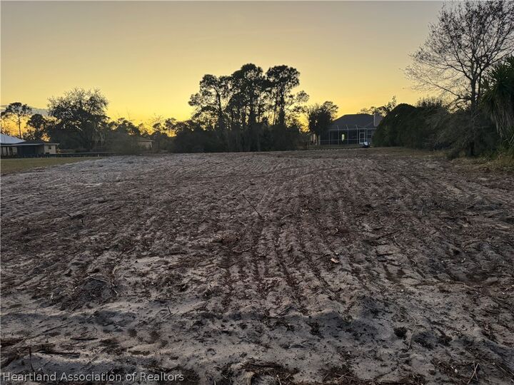 Property Photo:  1110 Peachtree Drive  FL 33852 