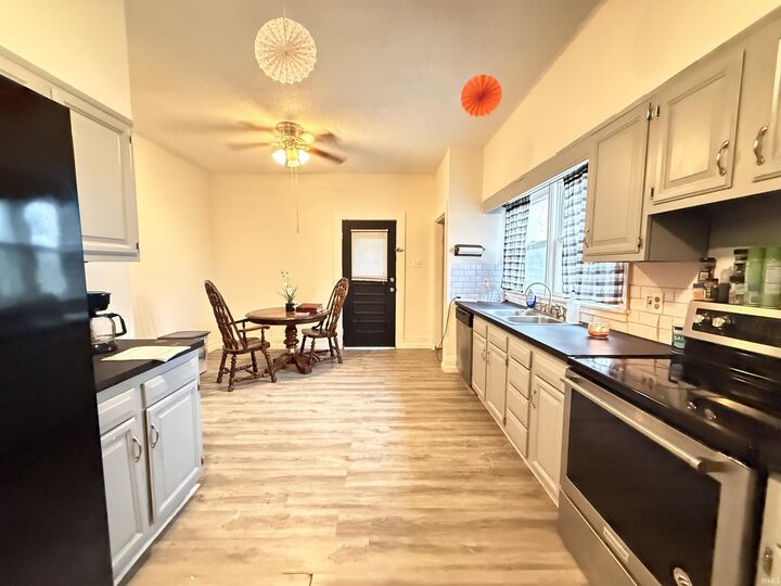 Property Photo: 3955 Clover Drive IN 47630