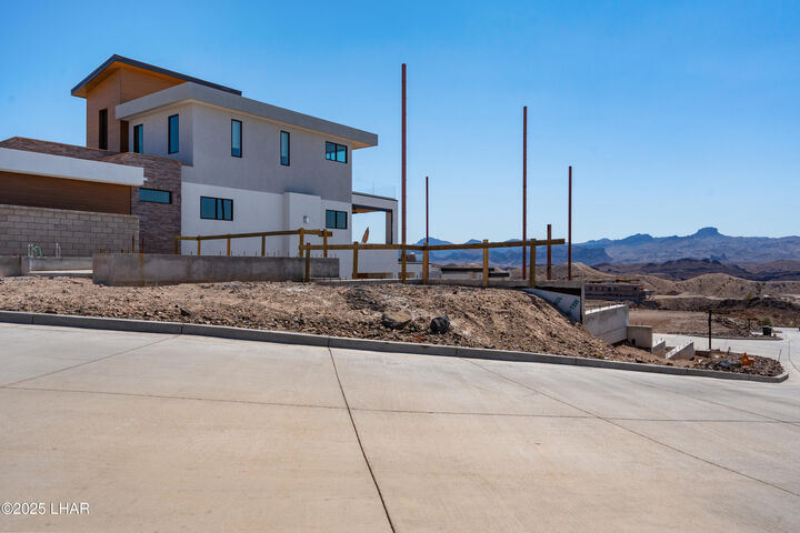 Property Photo: 2436 The Rdgs Way AZ 86406