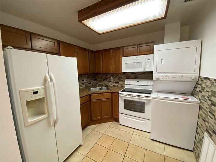 Property Photo: 3072 Seafarer Drive FL 33983