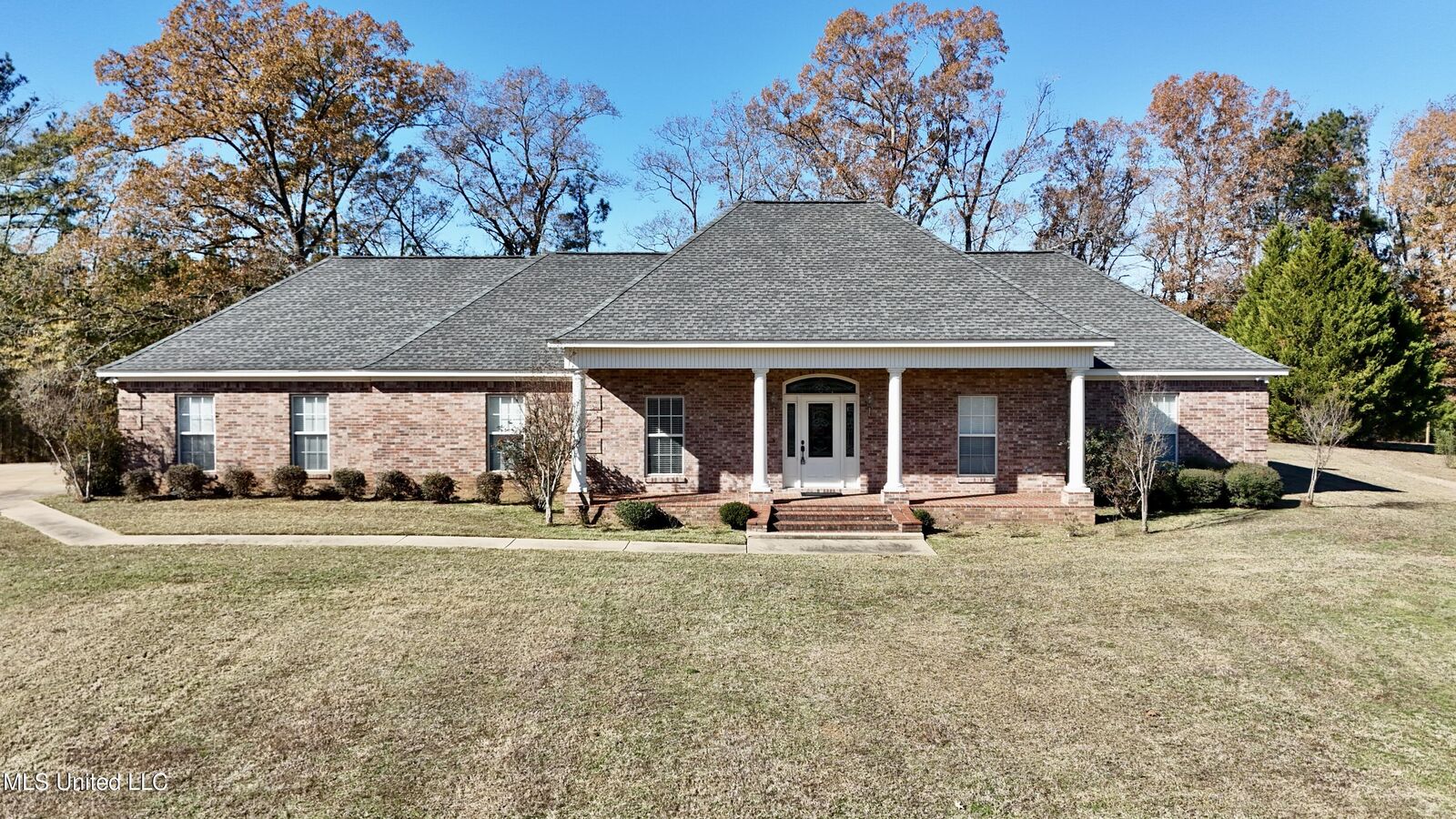 Property Photo:  109 Grande Oaks Drive  MS 39272 