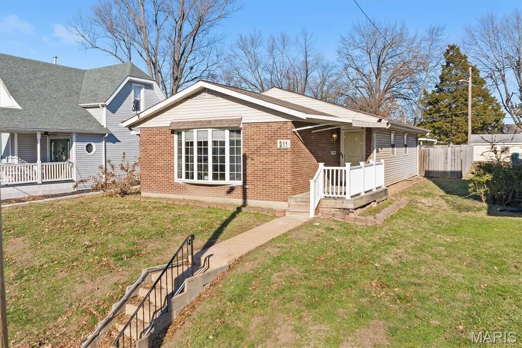 Property Photo: 311 Brown Avenue IL 62234