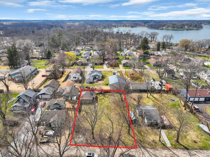 Property Photo: 4107 Pleasant St WI 53115