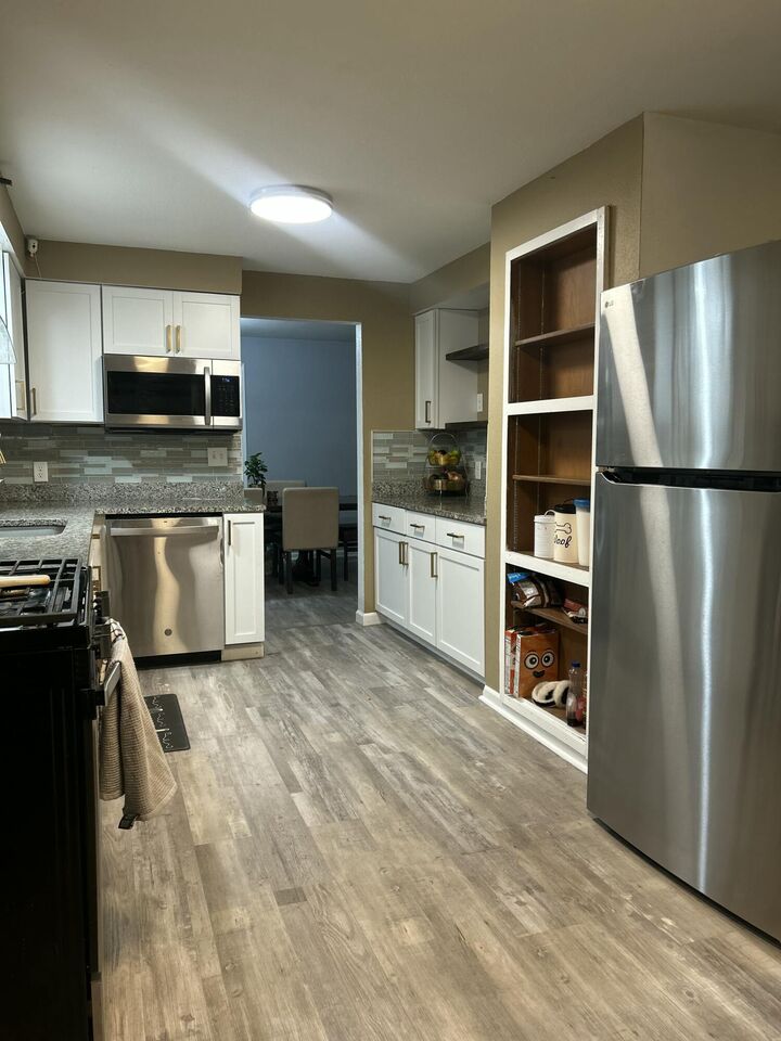 Property Photo: 2521 Geele Ave WI 53083