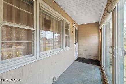 Property Photo:  6 Stanford Drive  NJ 08757 
