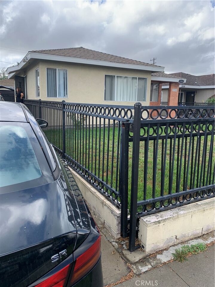 Property Photo:  3310 Cherokee  CA 90280 