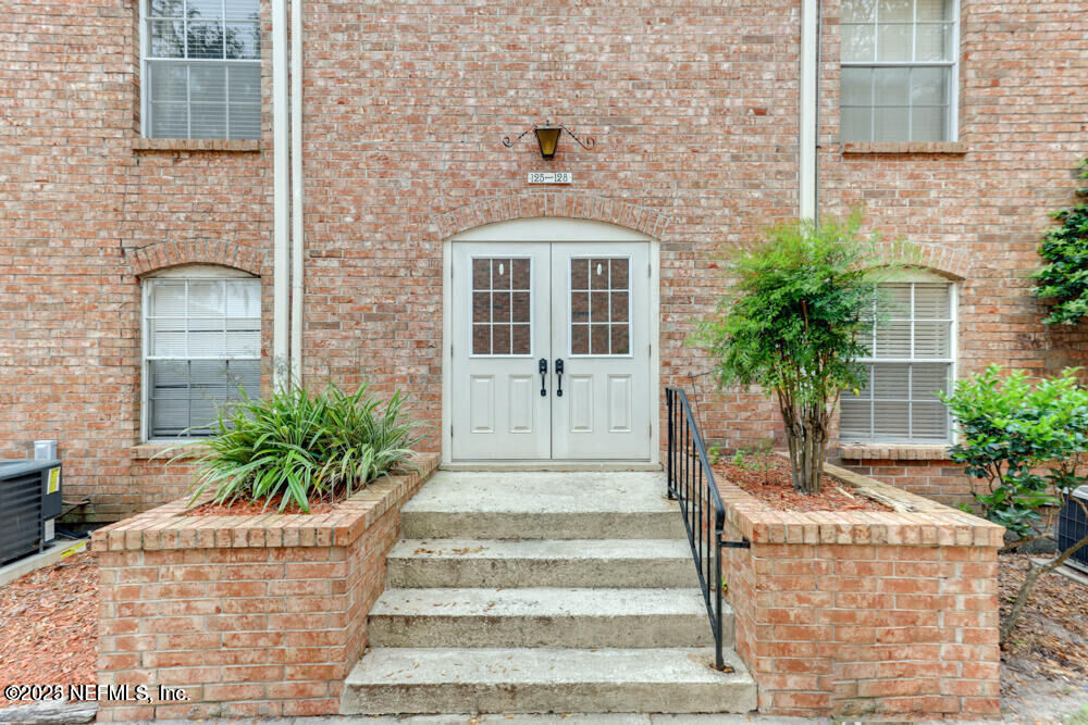 Property Photo: 5201 Atlantic Boulevard 128 FL 32207