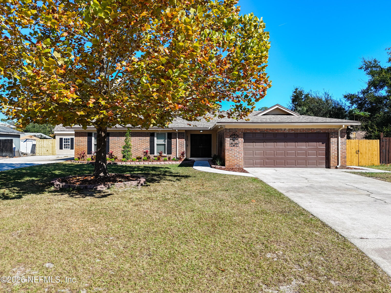 Property Photo:  845 Maplewood Lane  FL 32065 