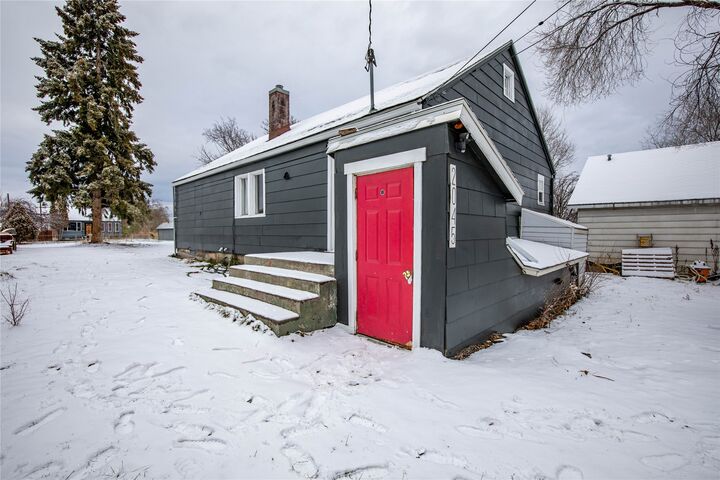 Property Photo:  2045 S 13th Street W  MT 59801 