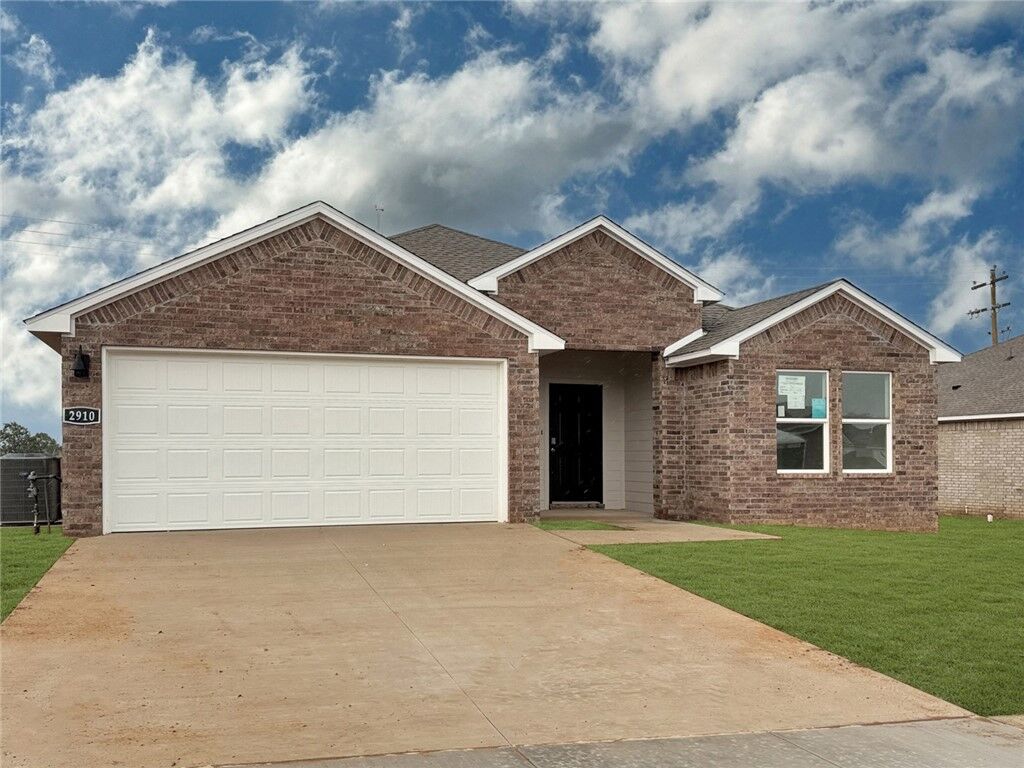 Property Photo:  545 Colorado Street  AR 72730 