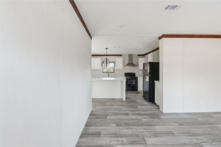 Property Photo: 6919 S Sorrell Avenue FL 34446