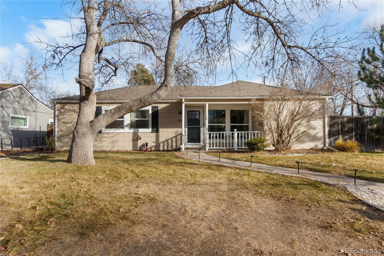 Property Photo: 1290 S Forest Street CO 80246