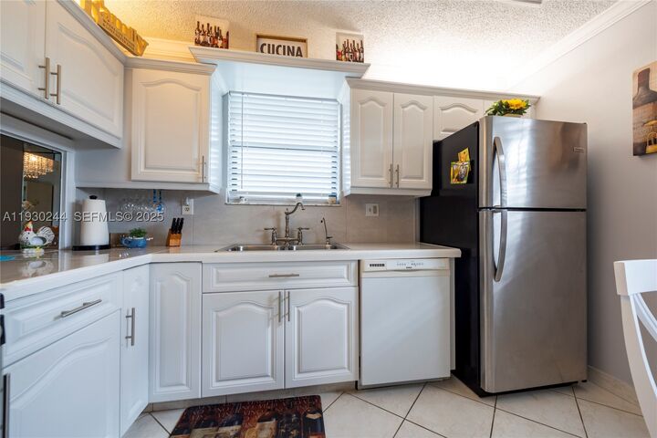 Property Photo:  4940 E Sabal Palm Blvd 414  FL 33319 