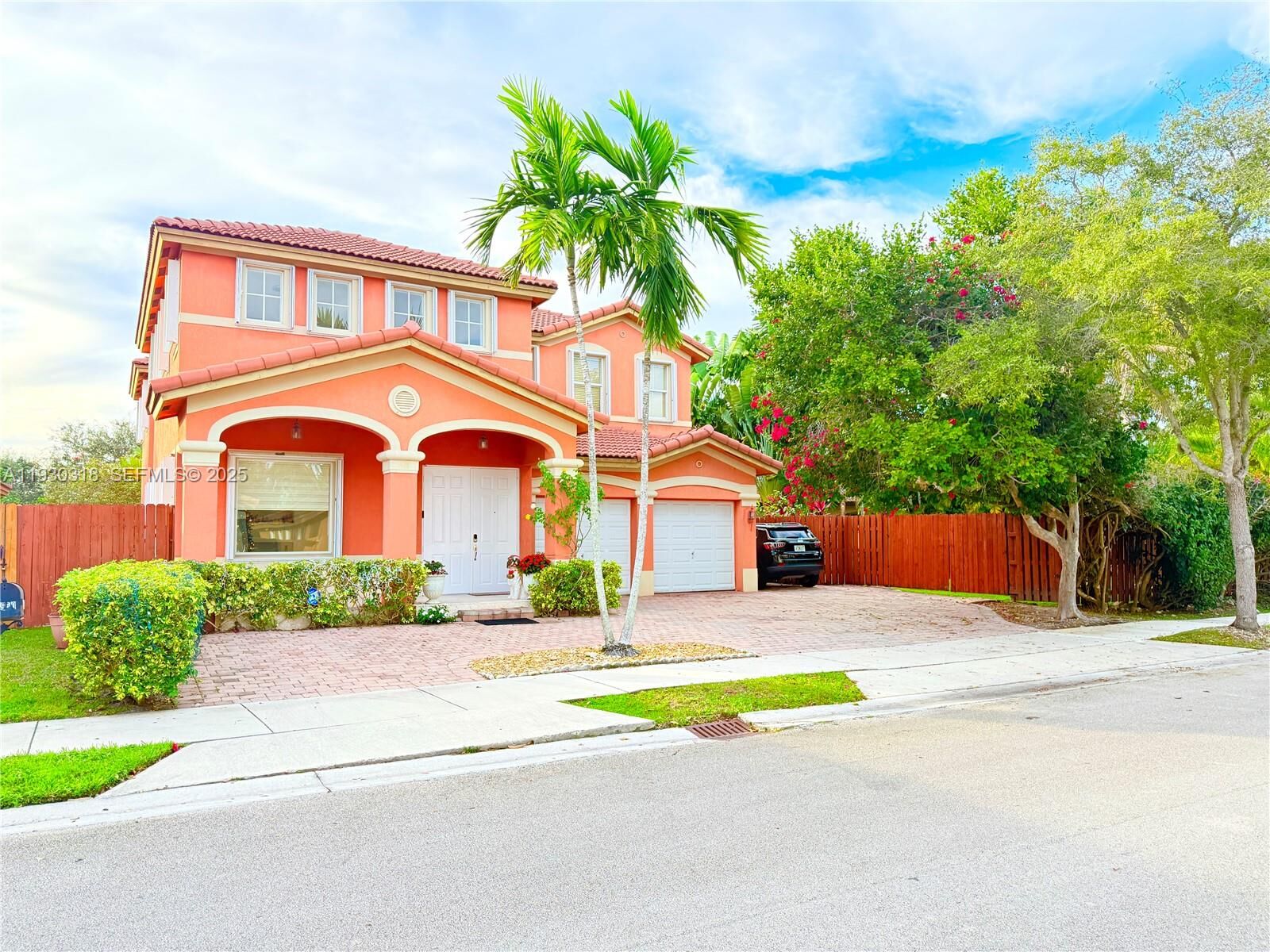 Property Photo: 8950 SW 152nd Ct FL 33196