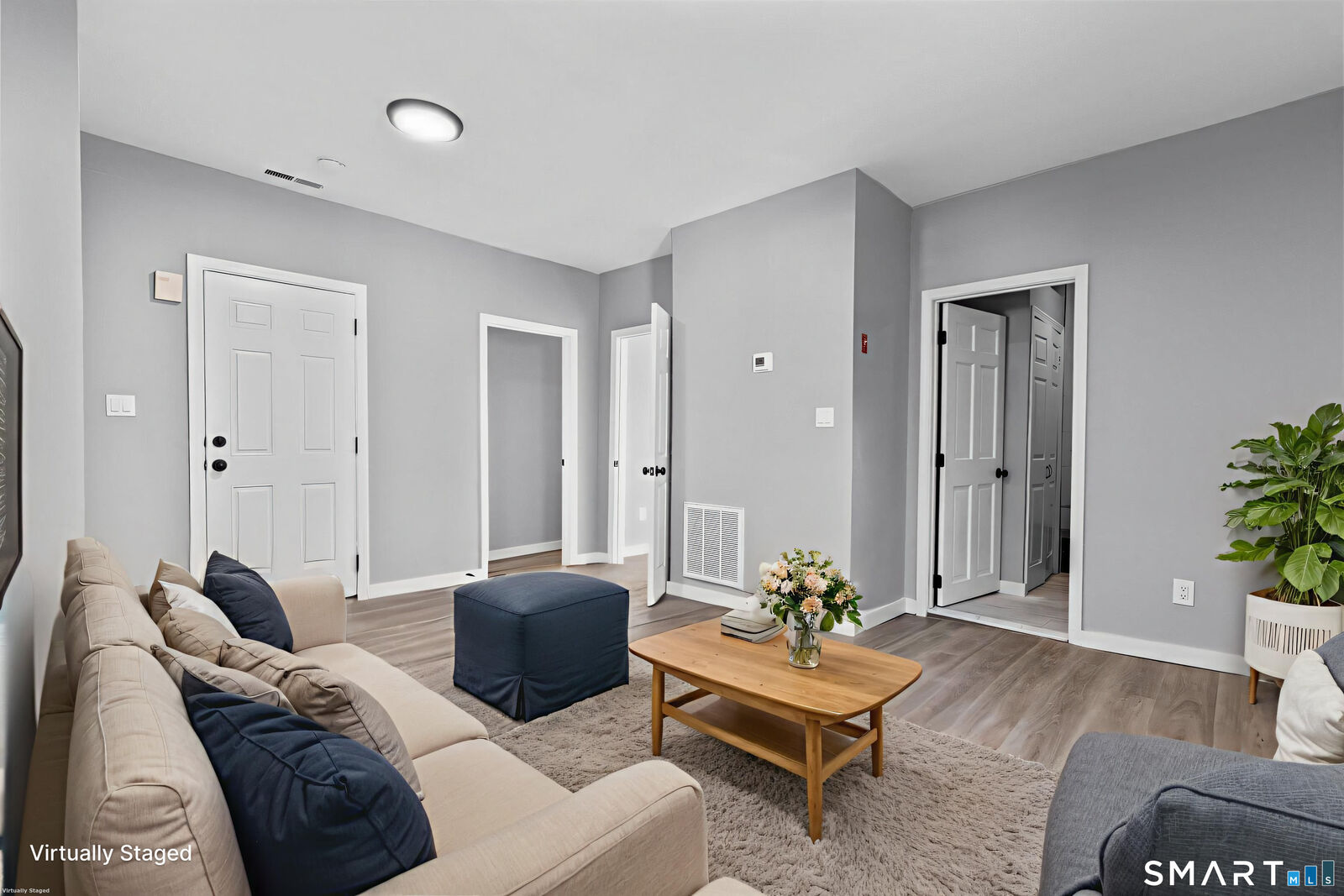 Property Photo:  257 North State Street  CT 06401 