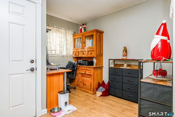 Property Photo:  5 Upper Commons 5  CT 06798 