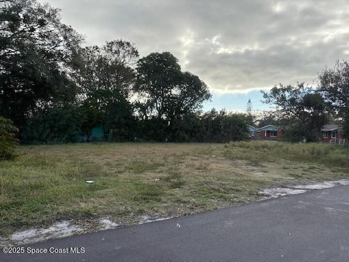 Property Photo: 300 N Varr Avenue FL 32922