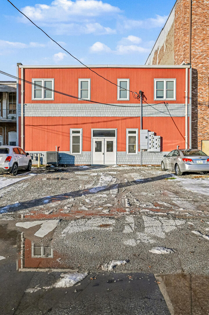 Property Photo:  418 E Coolbaugh  Street  IA 51566 