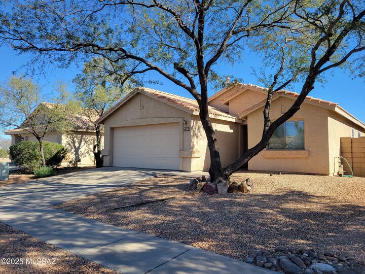 Property Photo: 7395 S River Willow Drive AZ 85747