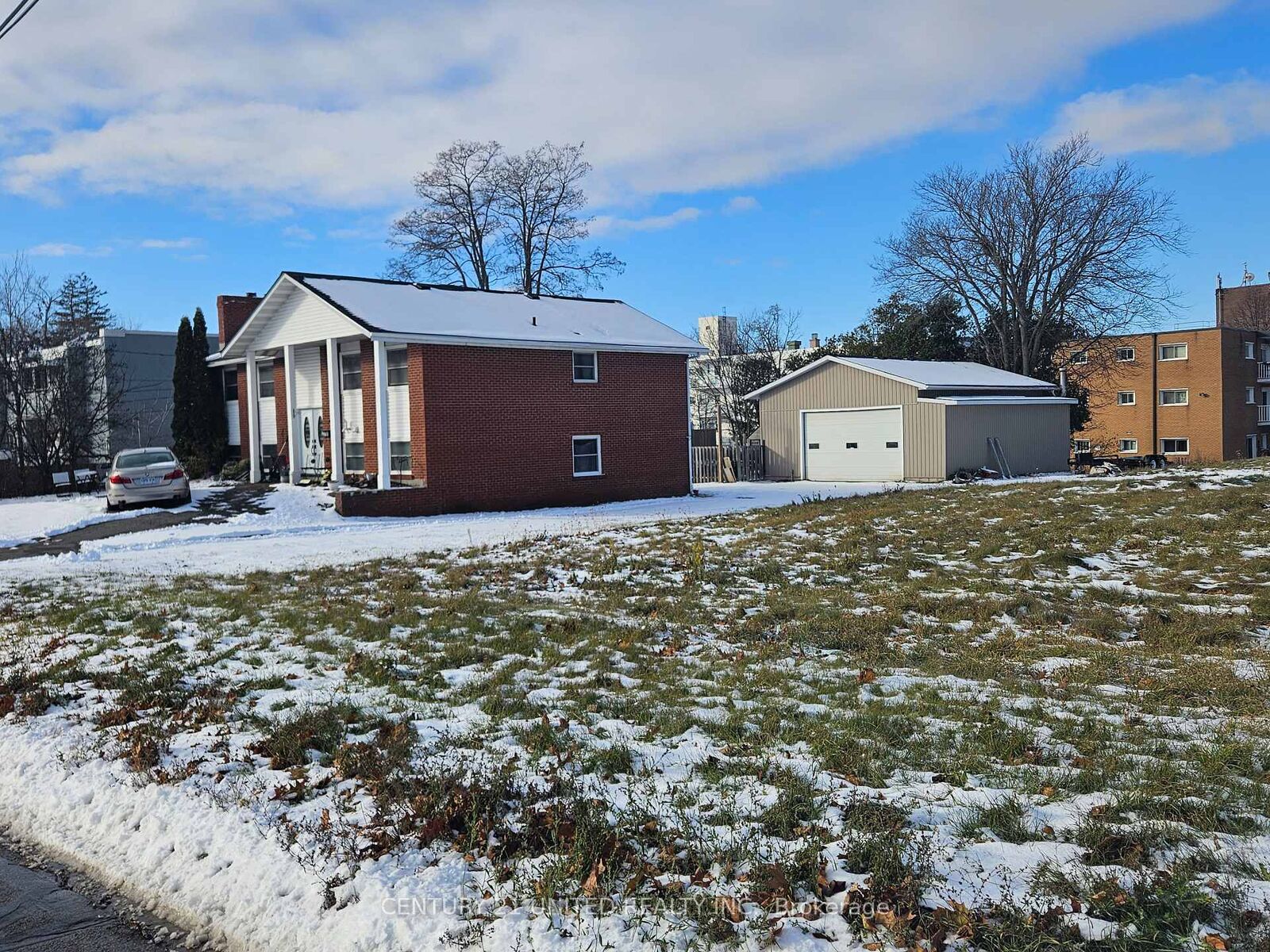 Photo de la propriété: 232 Queen Street ON K9A 1N5