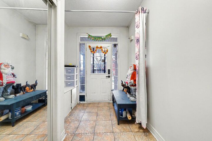 Property Photo:  5 Traymore Street  ON L7A 2G2 