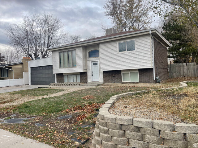 Property Photo: 9822 S Darin Dr UT 84070