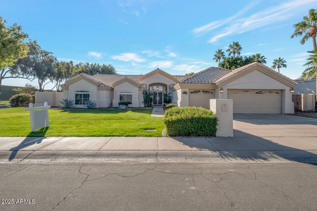 Property Photo:  8695 E Charter Oak Drive  AZ 85260 