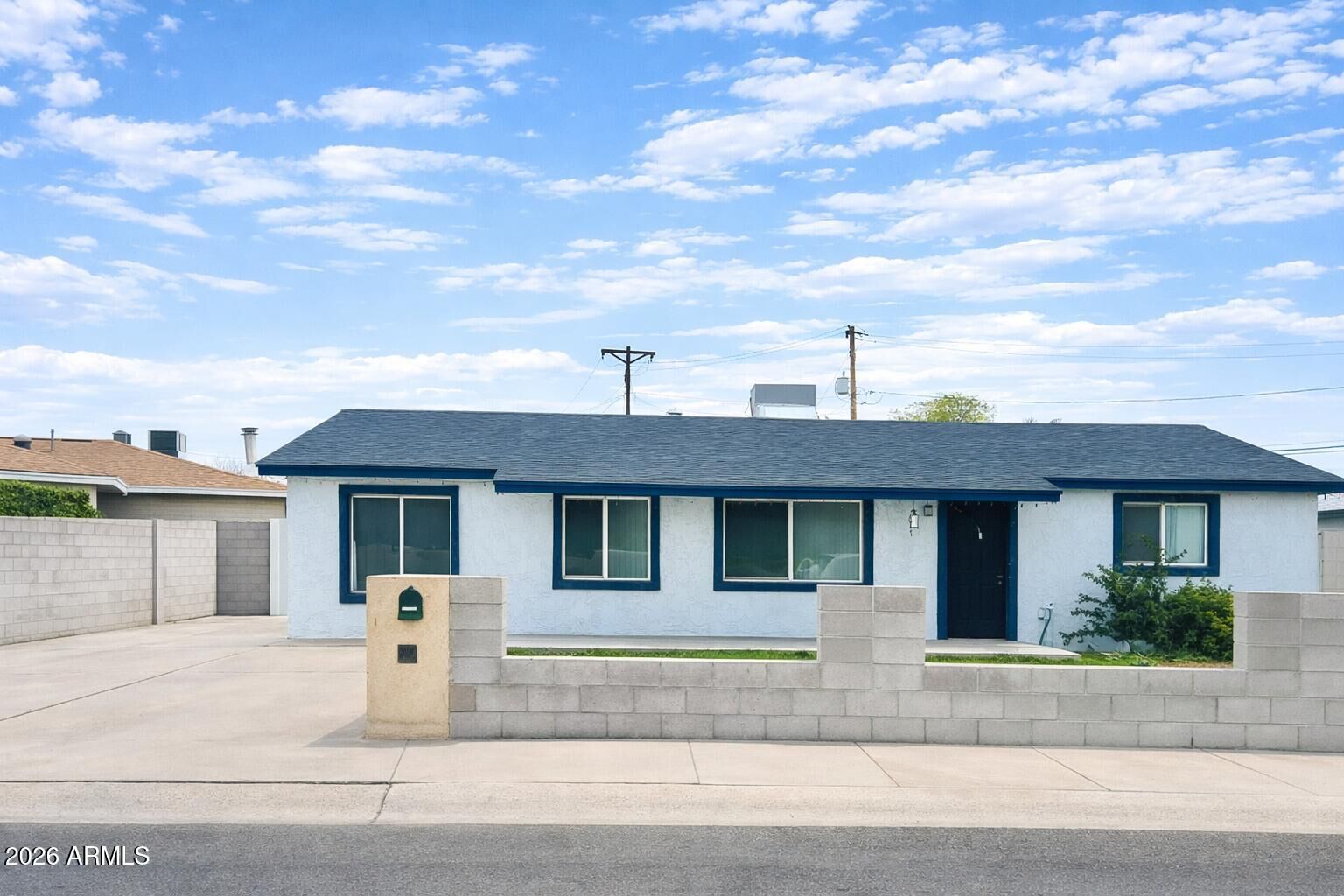 Property Photo:  5617 N 38th Drive  AZ 85019 