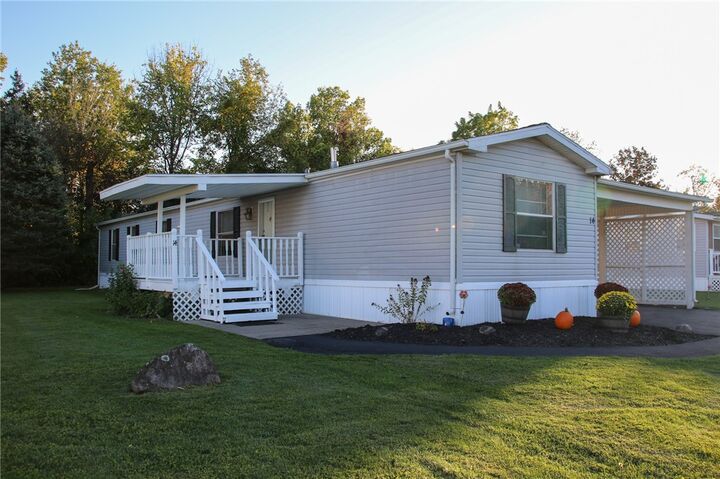 Property Photo:  14 Indian Hills Drive  NY 13165 