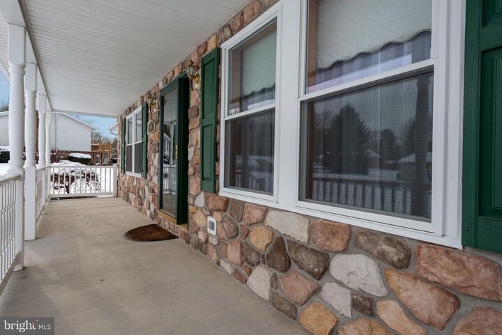 Property Photo: 67 Lakeview Terrace PA 17331