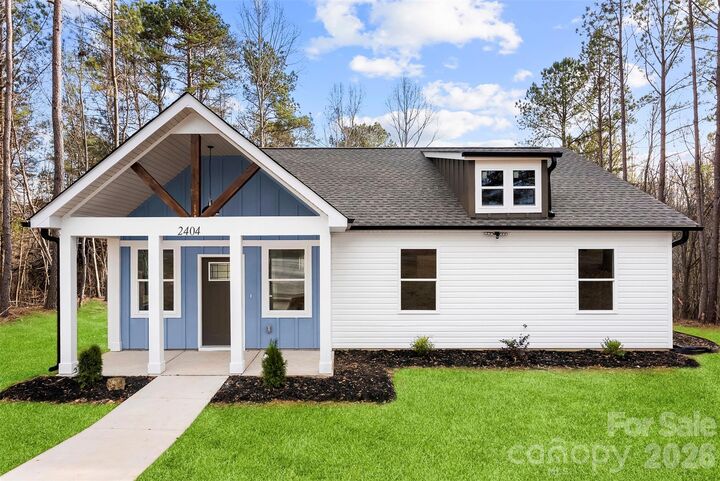 Property Photo:  2404 Eleanor Drive  NC 28150 