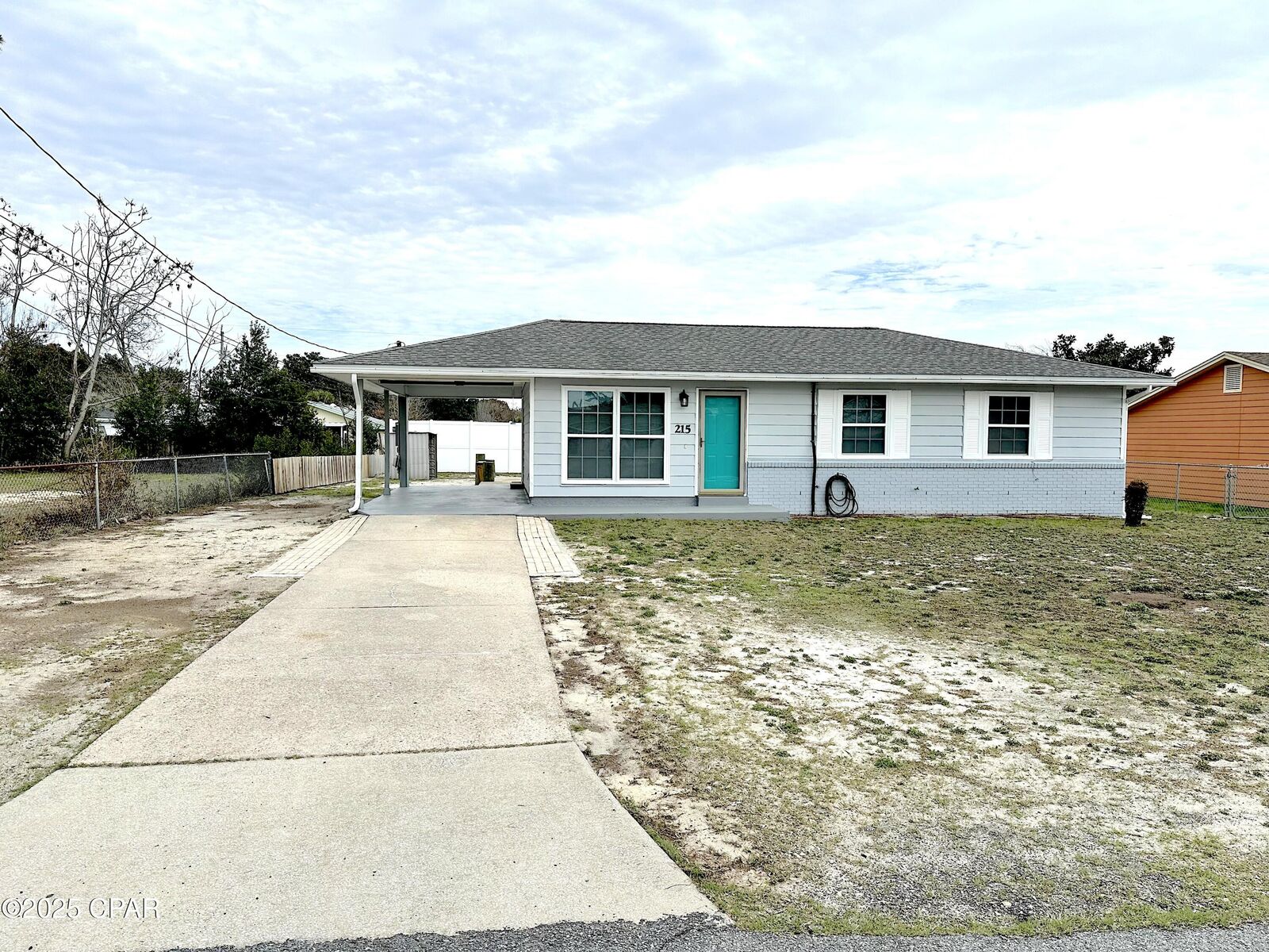 Property Photo: 215 San Pablo Street FL 32413