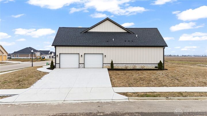 Property Photo: 995 Rosenthal Drive OH 45371