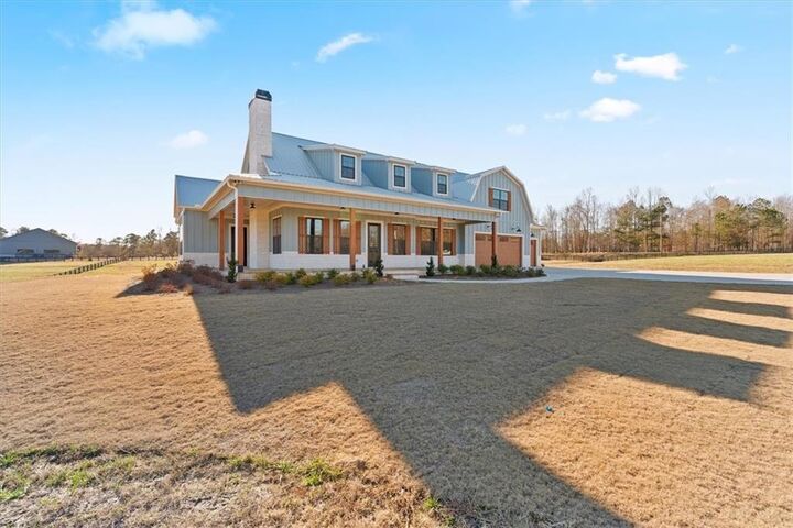 Property Photo:  1237 Morgan Road  GA 30110 