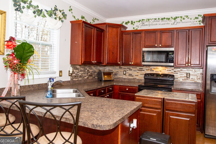 Property Photo: 140 Revolutionary Drive GA 30228