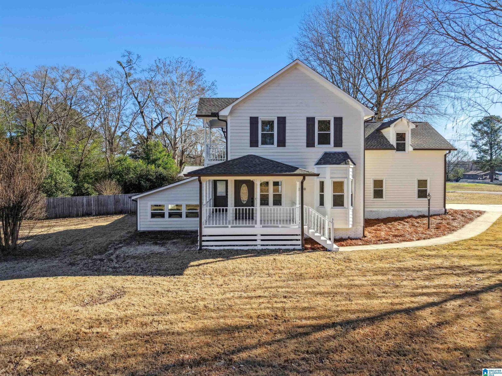 Property Photo:  2309 N Village Lane  AL 35071 