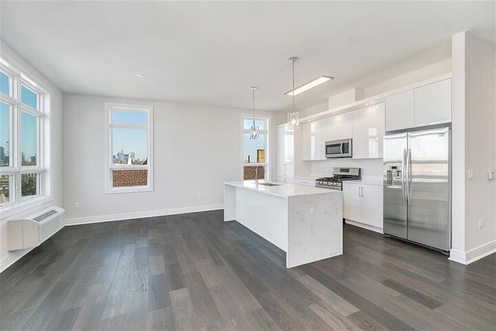 Property Photo:  119 Peter St 604  NJ 07087 