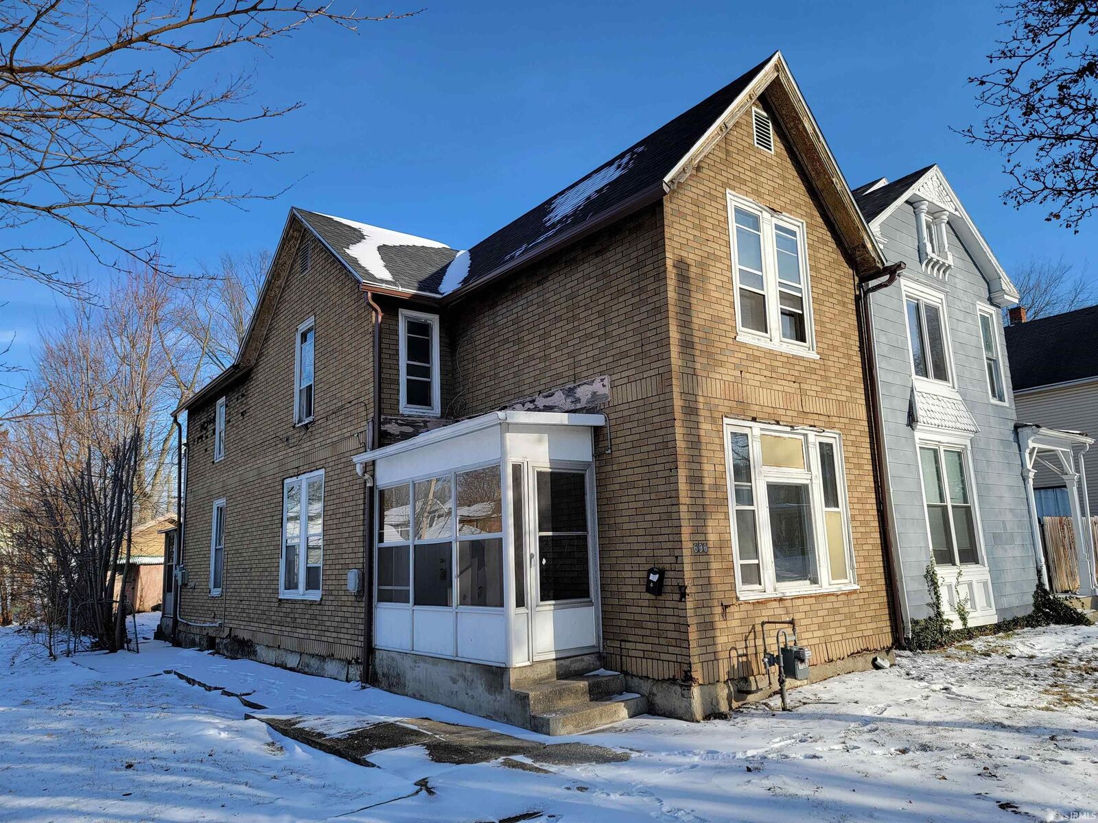 Property Photo: 636 W Creighton Avenue IN 46807-1207